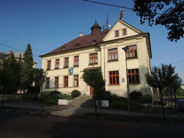 VEŘEJNÁ ZAKÁZKA - Rekonstrukce budovy OÚ Doubrava (UKONČENA).